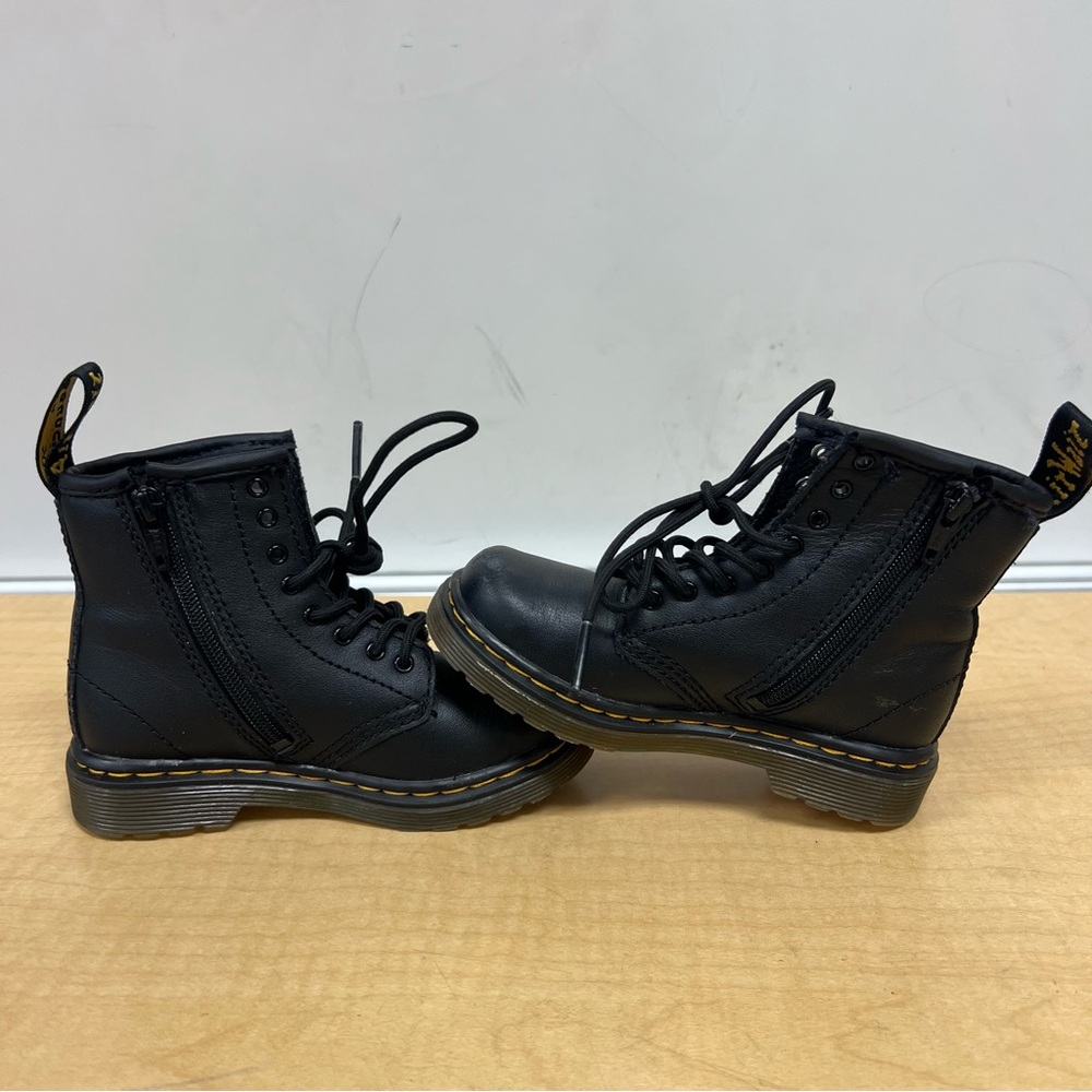 Dr. Martens Black Kids Boots Leather Goth Grunge - Picture 6 of 10